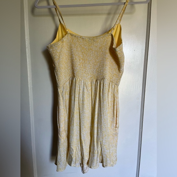Yellow Romper with Pockets - Picture 2 of 6